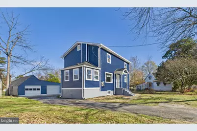 5010 Pierce Avenue, College Park, MD 20740 - Photo 1