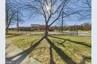 5010 Pierce Avenue, College Park, MD 20740 - Photo 51