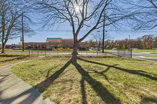 5010 Pierce Ave, College Park, MD 20740 - Photo 51