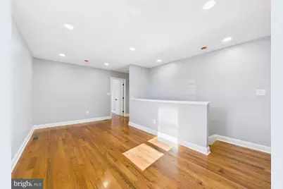 5010 Pierce Avenue, College Park, MD 20740 - Photo 29