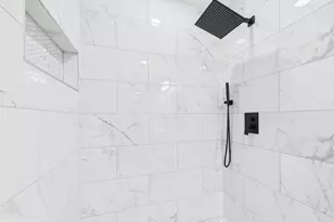 5010 Pierce Ave, College Park, MD 20740 - Photo 25