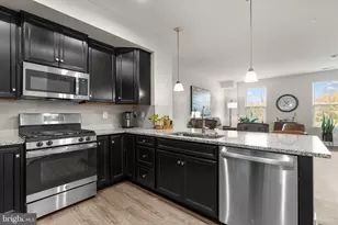 138 Matisse Pl, Bowie, MD 20716 - Photo 15