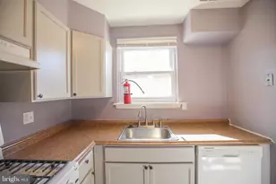 1705 Addison Rd S, District Heights, MD 20747 - Photo 9