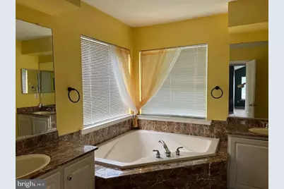 10107 Spring Water Lane, Upper Marlboro, MD 20772 - Photo 3