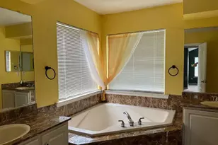 10107 Spring Water Ln, Upper Marlboro, MD 20772 - Photo 3