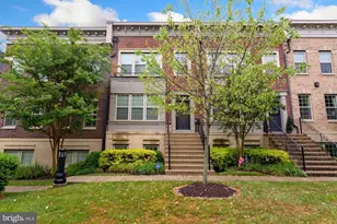 603 Overlook Park Dr, Oxon Hill, MD 20745 - Photo 1