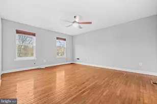 915 Cypress Point Cir, Bowie, MD 20721 - Photo 17