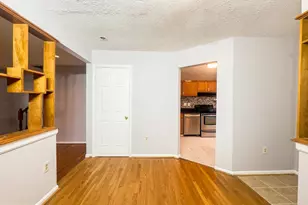 3714 Silver Park Ct, Suitland, MD 20746 - Photo 7