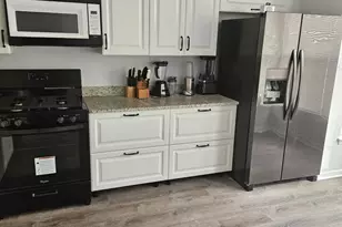 8673 Greenbelt Rd, Greenbelt, MD 20770 - Photo 3