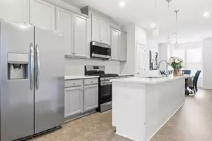 237 Phoenix Dr, Upper Marlboro, MD 20774 - Photo 5