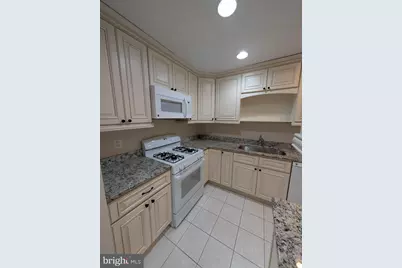 5964 Westchester Park Drive #202, College Park, MD 20740 - Photo 7