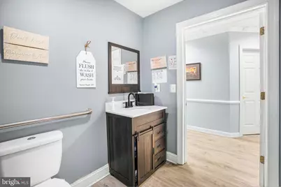 7905 Belle Point Drive, Greenbelt, MD 20770 - Photo 9