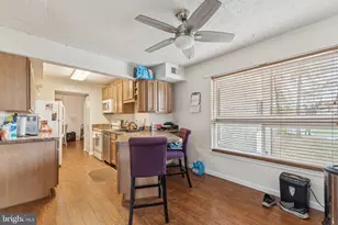 7724 Hanover Pkwy, Greenbelt, MD 20770 - Photo 9