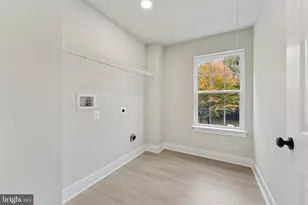 16205 Pennsbury Dr, Bowie, MD 20716 - Photo 29