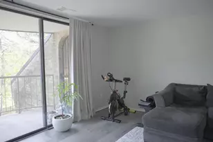 3303 Huntley Sq Dr, Temple Hills, MD 20748 - Photo 5