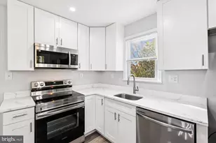 2016 Belfast Dr, Fort Washington, MD 20744 - Photo 1