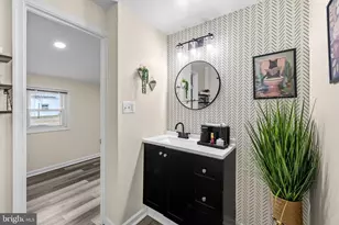 3724 35th St, Mount Rainier, MD 20712 - Photo 9