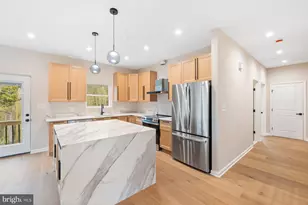 6003 Shepherd Ln, Lanham, MD 20706 - Photo 5