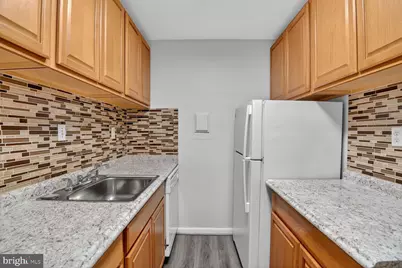 7505 Riverdale Road #2039, Hyattsville, MD 20784 - Photo 9