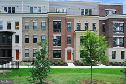 520 Harborview Drive, Oxon Hill, MD 20745 - Photo 1