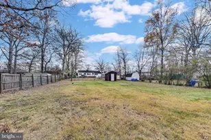 9413 Van Buren St, Lanham, MD 20706 - Photo 33