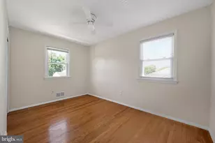 7507 Dover Ln, Lanham, MD 20706 - Photo 15