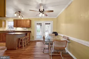 7507 Dover Ln, Lanham, MD 20706 - Photo 15