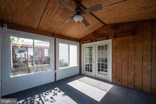 7507 Dover Ln, Lanham, MD 20706 - Photo 31