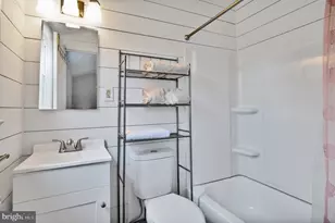 7507 Dover Ln, Lanham, MD 20706 - Photo 27