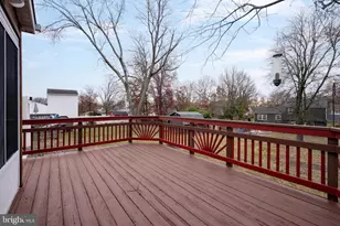 7507 Dover Ln, Lanham, MD 20706 - Photo 17