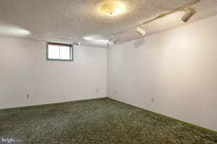 7507 Dover Ln, Lanham, MD 20706 - Photo 37