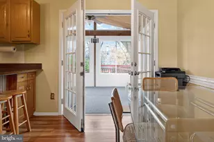 7507 Dover Ln, Lanham, MD 20706 - Photo 17