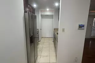 9811 Lake Pointe Ct, Upper Marlboro, MD 20774 - Photo 3