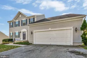 6911 Simmons Ln, Clinton, MD 20735 - Photo 3