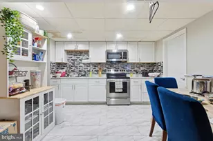 7303 Lois Ln, Lanham, MD 20706 - Photo 17