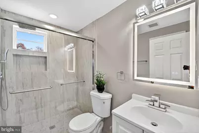 5918 Robin Lane, Suitland, MD 20746 - Photo 27