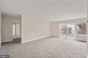 5601 Parker House Terrace, Hyattsville, MD 20782 - Photo 9