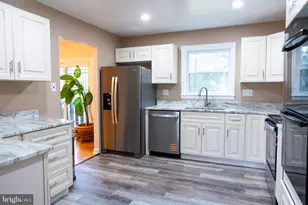 11602 Mary Catherine Dr, Clinton, MD 20735 - Photo 5