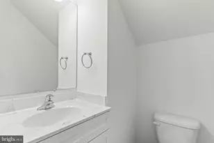 717 60th Pl, Capitol Heights, MD 20743 - Photo 17