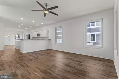 721 60th Place, Capitol Heights, MD 20743 - Photo 7