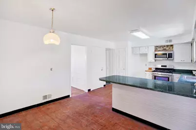 5409 Woodland Court, Oxon Hill, MD 20745 - Photo 7