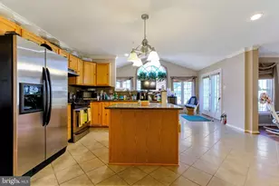 5101 Back Stretch Blvd, Upper Marlboro, MD 20772 - Photo 7