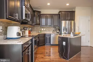 2703 Swann Wing Ct, Lanham, MD 20706 - Photo 3