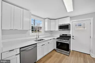 404 Kerby Hill Rd, Fort Washington, MD 20744 - Photo 5