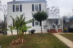 4117 Beall St, Hyattsville, MD 20784 - Photo 1