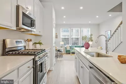 2510 Emerald Branch Drive, Hyattsville, MD 20782 - Photo 9