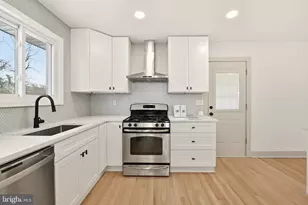 5717 Colon Terrace, Temple Hills, MD 20748 - Photo 5