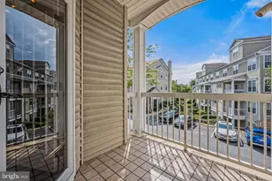 14218 Hampshire Hall Ct, Upper Marlboro, MD 20772 - Photo 11