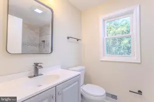 2602 Fox St, Hyattsville, MD 20783 - Photo 17