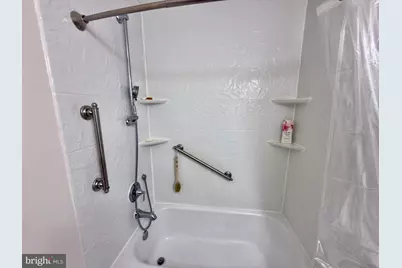 8012 Lakecrest Drive, Greenbelt, MD 20770 - Photo 23